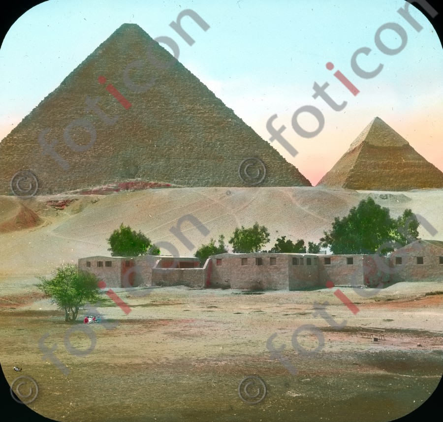 Pyramiden von Gizeh | Pyramids of Giza - Foto simon-139-024.jpg | foticon.de - Bilddatenbank für Motive aus Geschichte und Kultur